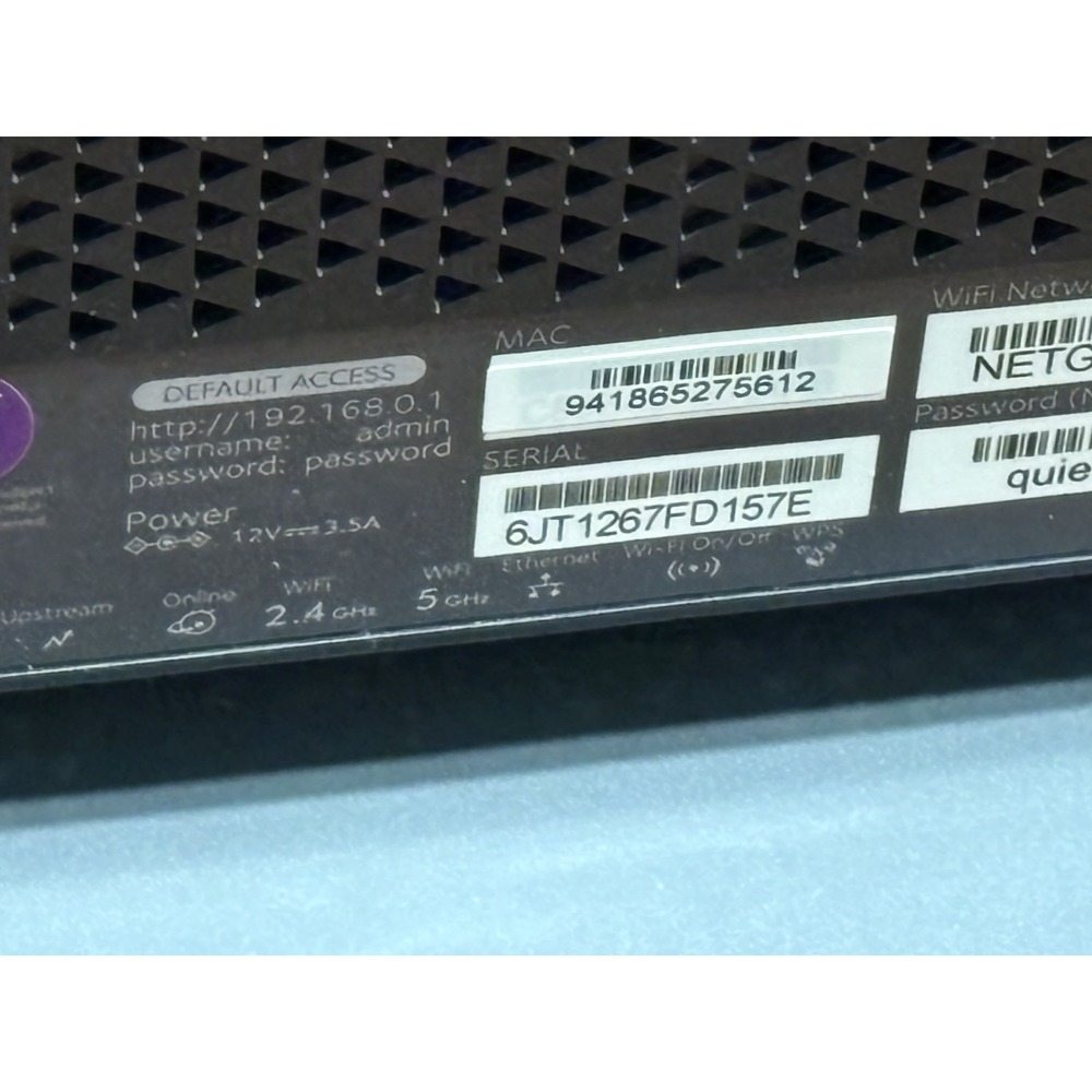 NETGEAR Nighthawk DOCSIS 3.0 Cable Modem Router C7000v2 - Picture 11 of 15
